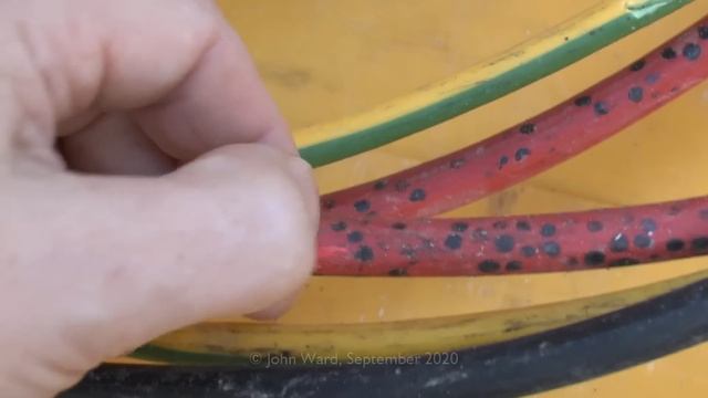 PVC Insulated Cable Damaged by Expanded Polystyrene Insulation смотреть онлайн