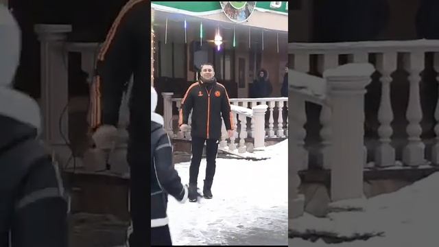 Мадам , любительское выступление в( -7 градусов) смотреть онлайн