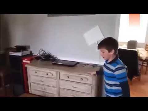 Kid destroys new TV 😱 l Unboxing gone wrong! Luckily he is not from an asian family 😠😤 смотреть онлайн