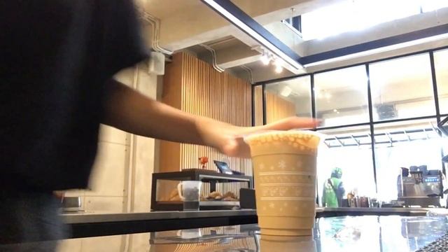 cafe vlog #4 | signature iced coffee | ASMR | no BGM смотреть онлайн