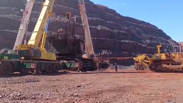 Mobile Crane Grove GMK 6220L, Liebherr LTM 1220-5.2 and Terex Demag AC 250-1 doing Tandem lift 💪 смотреть онлайн