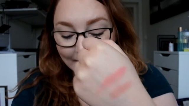 Weekly makeup basket #20 смотреть онлайн