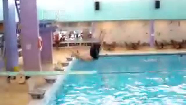 Лучший нырялщик в воду смотреть онлайн