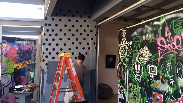 David J Diamant Mural @ GONE Gallery, Funk Zone, Santa Barbara, CA смотреть онлайн
