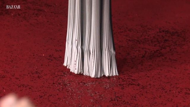 Jenna Ortega’s best red carpet moments | Bazaar UK смотреть онлайн