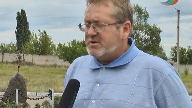 В Зуевке установлены памятные знаки смотреть онлайн