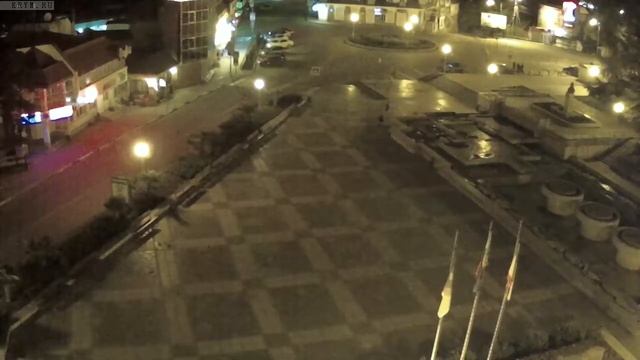 Вебкамера "Площадь Советская". Запись 18.11.2017 22:00:03 смотреть онлайн