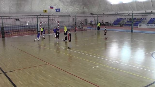 "СШ-13"-"Кристалл" 06-07 1 тайм смотреть онлайн