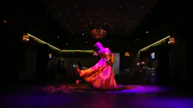 Индийский танец Aja Nachle Bollywood dance by Apsara.ru dancer смотреть онлайн