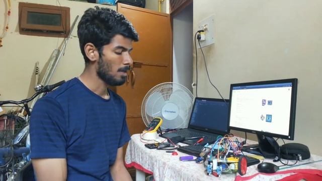 Line follower and Obstacle Avoidance Robot using Arduino Uno. смотреть онлайн