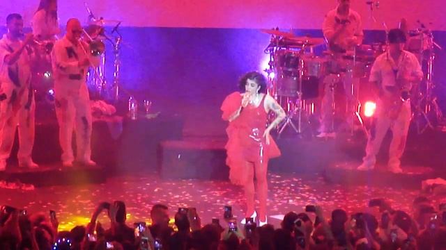 Mon Laferte - TORMENTOOOOOOO!!!!! (Luna Park 2019) смотреть онлайн