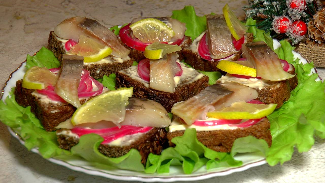 🎄 Бутерброды с селедкой, которые украсят любой стол смотреть онлайн