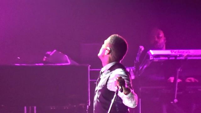 Maxwell This Woman's Work Live @u Zénith de Paris 2016 смотреть онлайн