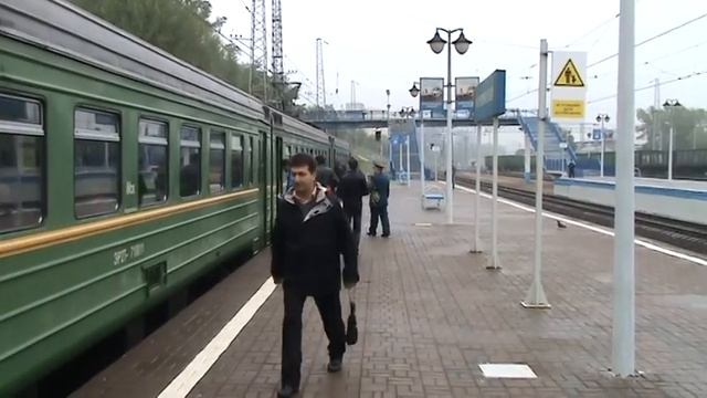 Электропоезд ЭР2Т-7180 станция Москва-Сортировочная смотреть онлайн