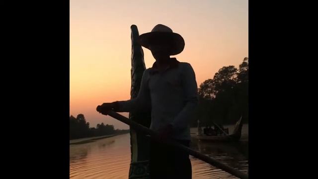 Angkor Thom sunset cruise смотреть онлайн