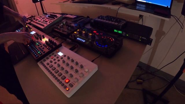 Techno Jam Session 15 - Elektron OCTATRACK, Model: Samples, Digitakt, Digitone смотреть онлайн