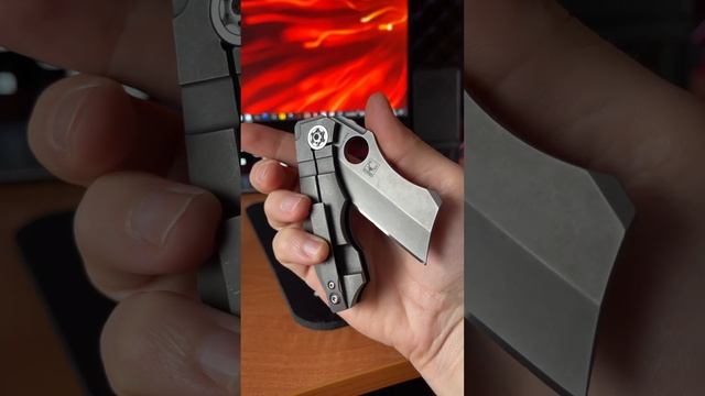 Spyderco Stovepipe смотреть онлайн