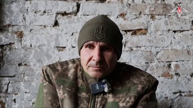 Просидел трое суток в окопе после угроз командира расстрелом смотреть онлайн