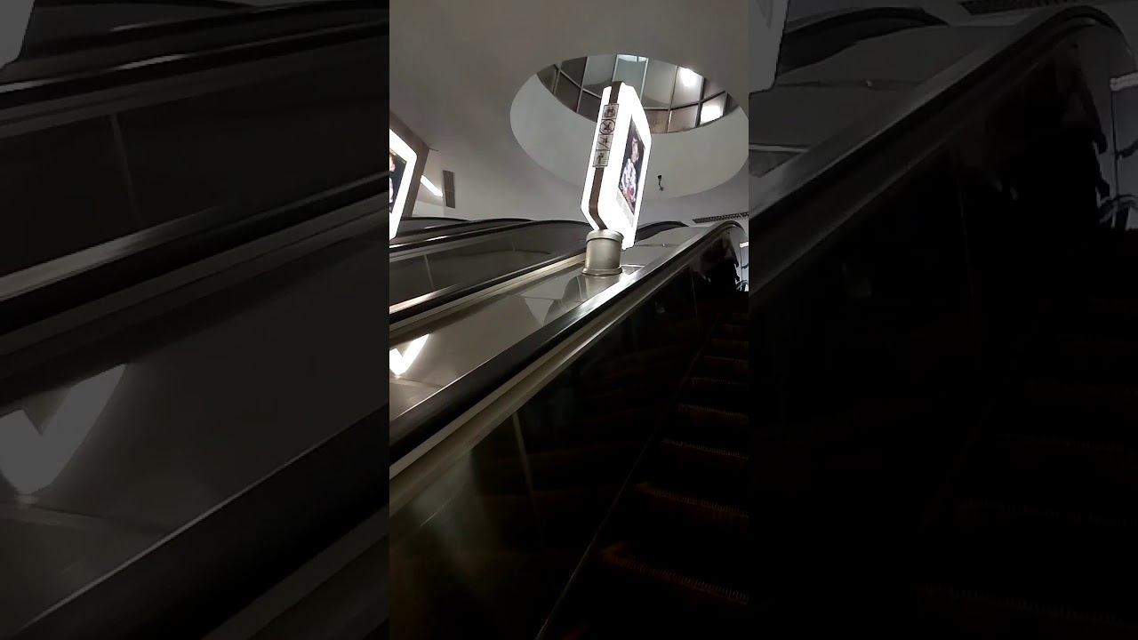 Обзор киевского метро станция сирец смотреть онлайн