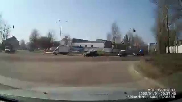 15779 видеорегистратор 'видеосвидетель 3610 fhd g' смотреть онлайн