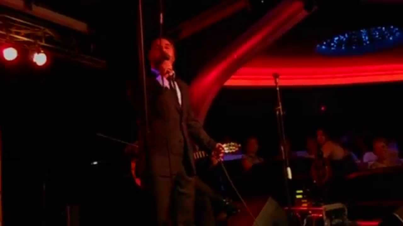 Pedro Moutinho - Um Copo de Sol смотреть онлайн