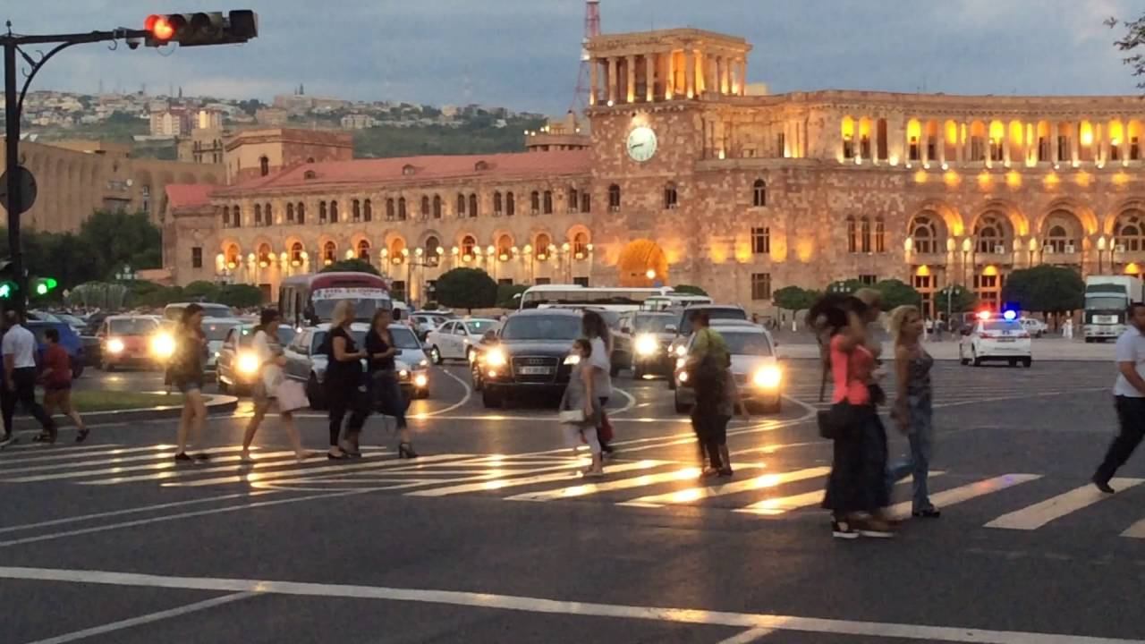 Yerevan, 26.06.16, Su, Video-3, (на русском) ул.Амирян, пл.Республики смотреть онлайн