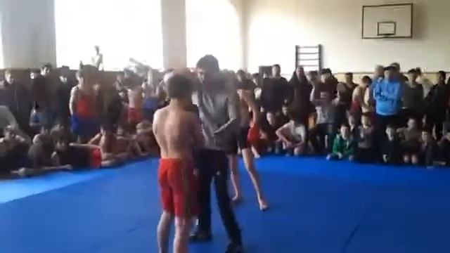 Дашаев Дени Накаут за 2 сек mp4 смотреть онлайн