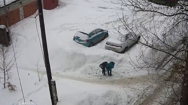 Школьники стащили тетраэдр смотреть онлайн