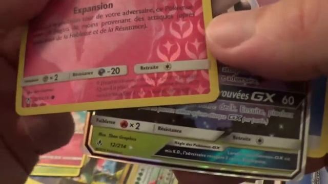 Ouverture d'un booster SL10 Alliance Infaillible, Soleil et Lune, Cartes Pokemon ! Aeromite GX ! смотреть онлайн