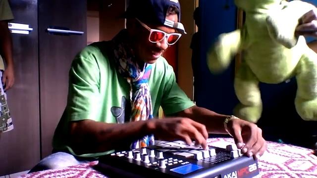 mc guiga improvisando na mpd 26 akai смотреть онлайн