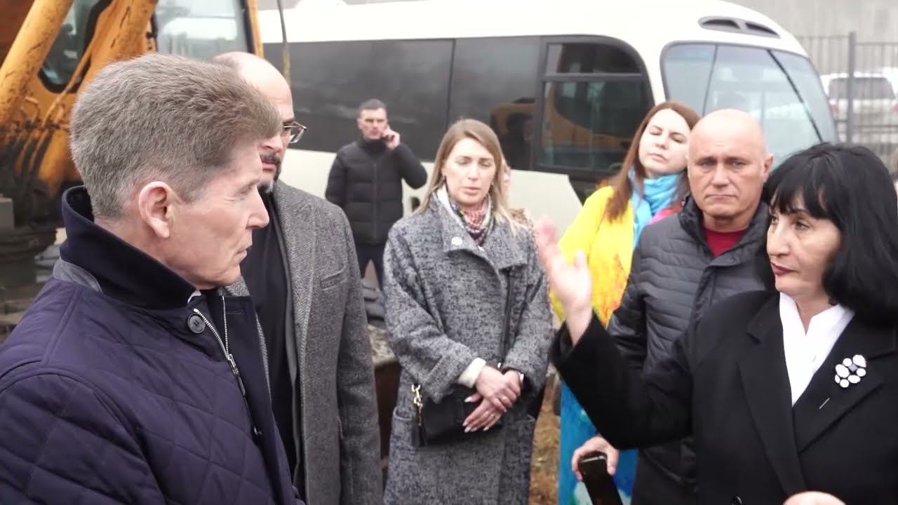 Создание и ремонт спортивных объектов при школах города. смотреть онлайн