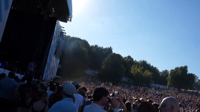 MGMT - Kids [live in Moscow] смотреть онлайн