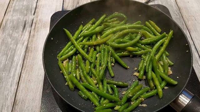 Sweet Chilli Prawn Stir Fry I Perfect for mid-week dinner I Stir fried green beans with prawn смотреть онлайн