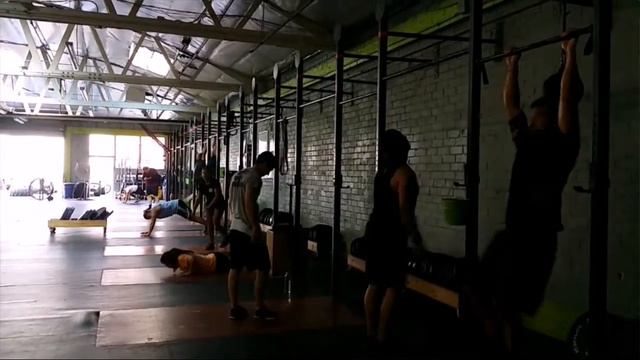 MON 091415 | Pullup Clinic and Gwen смотреть онлайн