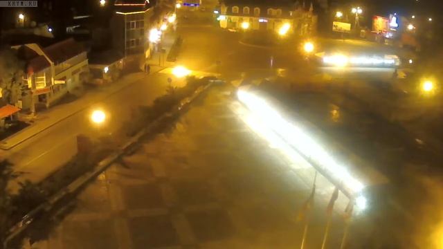 Вебкамера "Площадь Советская". Запись 29.10.2016 02:00:16 смотреть онлайн