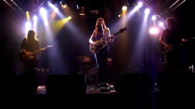 La Sera - I'm in Love смотреть онлайн