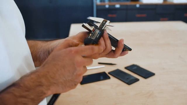 Hold The Future | Closing the loop on E-waste. смотреть онлайн