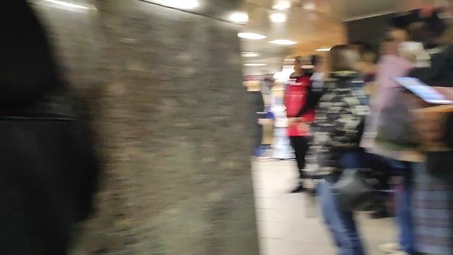 Виртуозы скрипачи играют мелодии песен Юрия Шатунова. смотреть онлайн