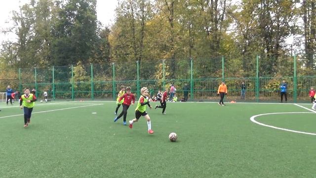 Квазар Сити - Юнитра-2 (AFL Kids 2011) 1 тайм смотреть онлайн