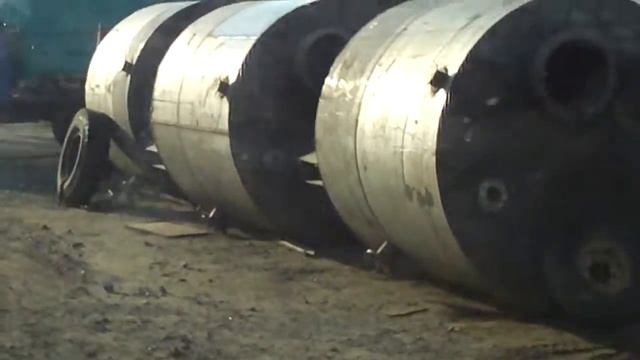 Мне 45 тогда. Шандоры. Требуется до 45 монтажник Ст и ЖБК. Директора тупые(37) смотреть онлайн