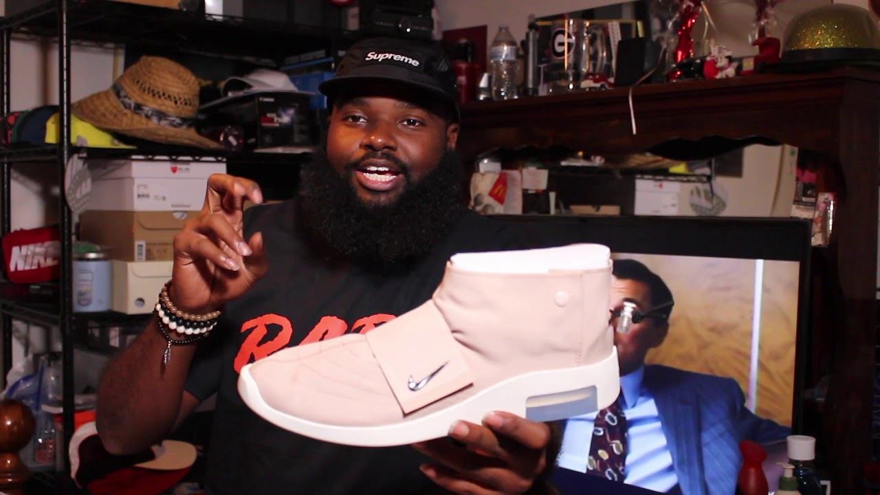 Nike Air X Fear of God Moc Particle Beige смотреть онлайн