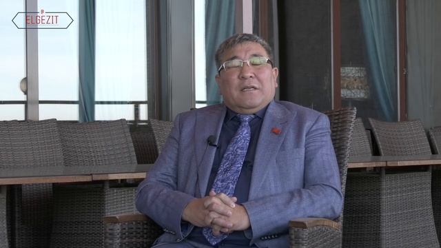 Депутат Жогорку Кенеша Рыскелди Момбеков о презентации книги "Диалоги Текебаева с Elgezit.kg". смотреть онлайн