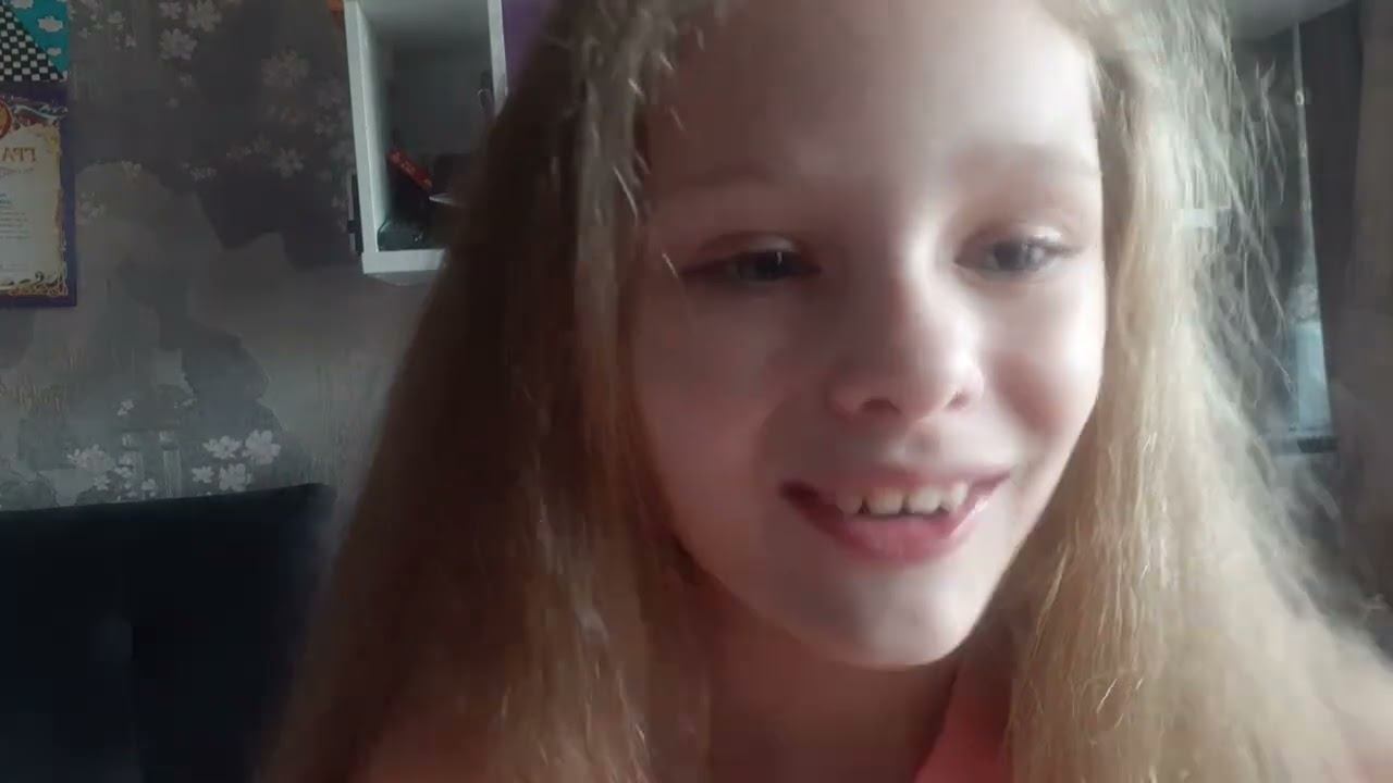 уборка в комнате у Арины. смотреть онлайн