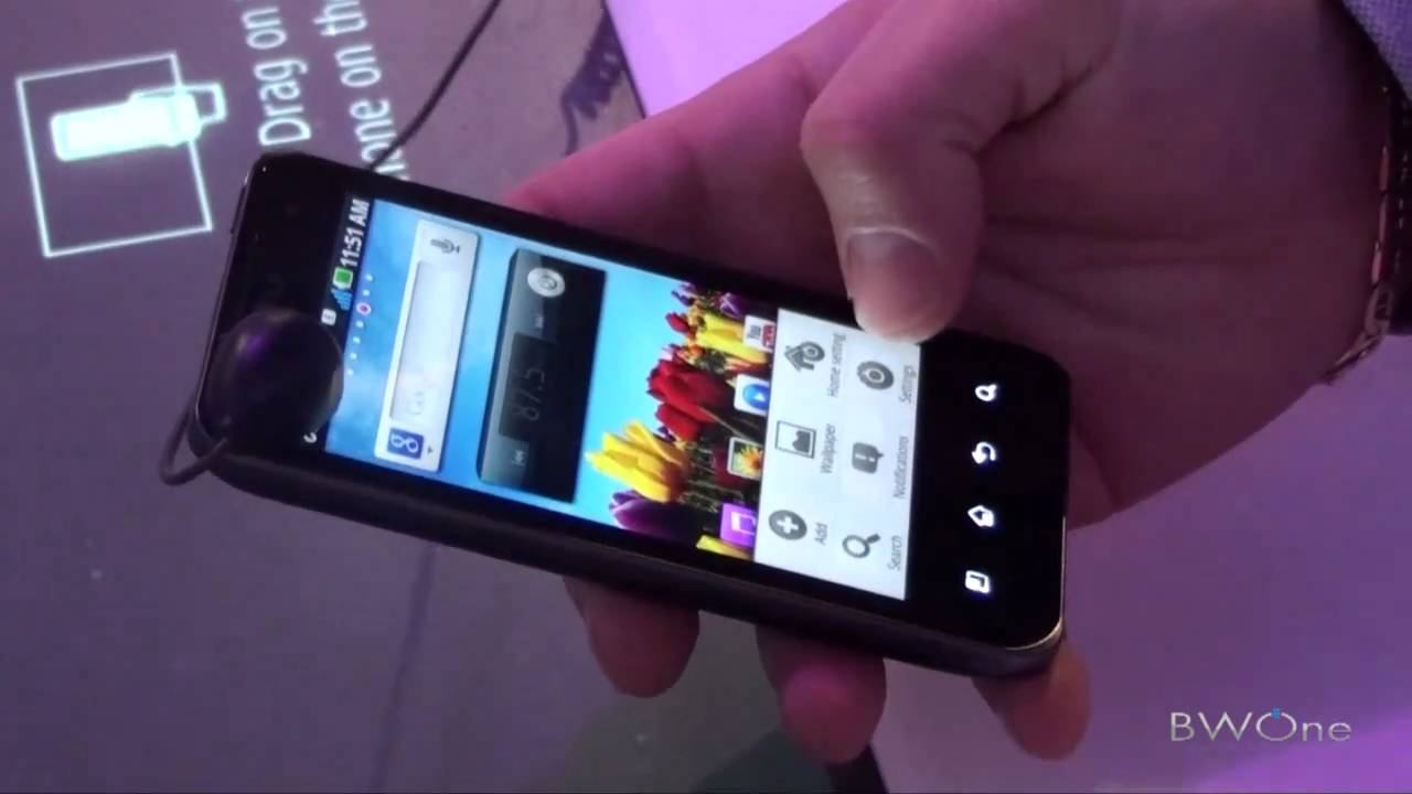 LG Optimus 2X at CES 2011 - BWOne.com смотреть онлайн