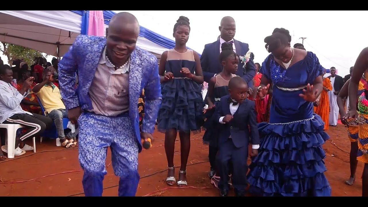 Nyom Pa Lamwaka by Youngman [Official Music Video] смотреть онлайн