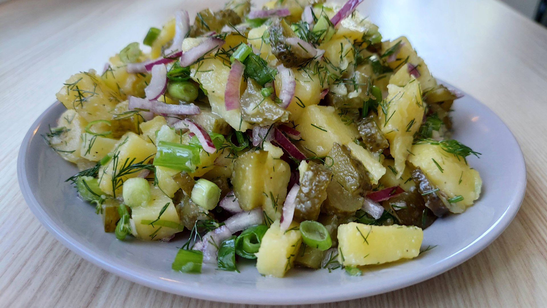 Картофельный салат из трех ингредиентов за 5 минут! Любимый рецепт картофельного салата без майонеза смотреть онлайн