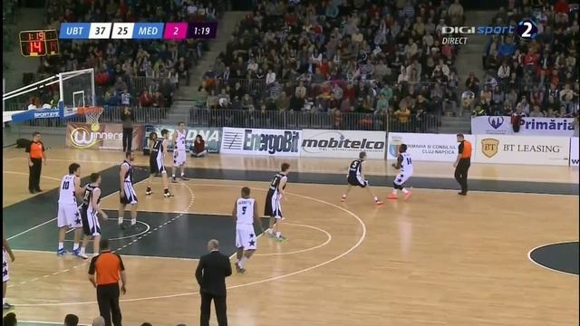 U BT Cluj vs. CS Gaz Metan Medias 18.01.2015 [Full Game] смотреть онлайн