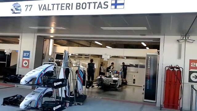 Formula1 Sochi прогулка по питлейн смотреть онлайн