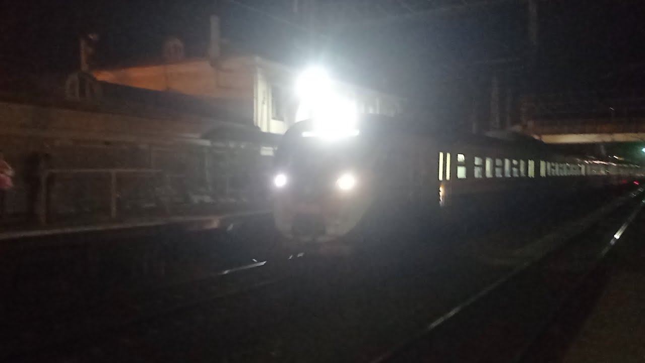 "Новый экспресс!" Электропоезд ЭД4М-0503 "РЭКС" №7187/7188 "Крутое-Москва(Курский-Вокзал)". смотреть онлайн