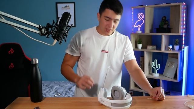 UN CASQUE BLANC ET RGB À 40€ ! (Korp Vanadium) смотреть онлайн